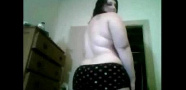  Fat BBW Girlfriend Webcam Shaven Pussy Masturbation